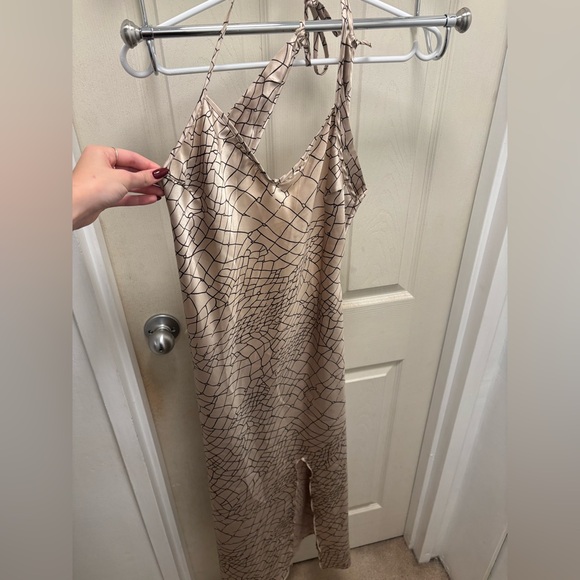 Slip Dress with slit - Picture 5 of 5